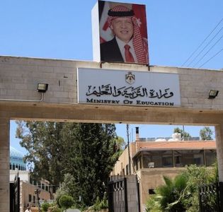 غ